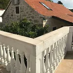 Dalmatinska Kuca Terace Nyaraló Skradin