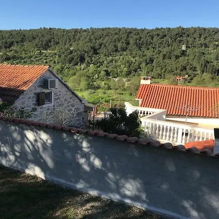 Dalmatinska Kuca Terace Skradin