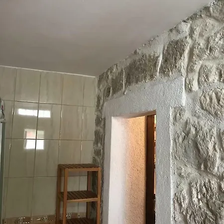 Holiday home Dalmatinska Kuca Terace